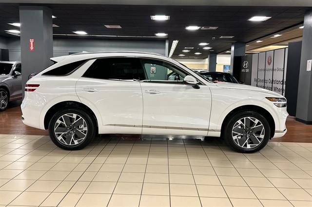 2026 Genesis GV70 Standard