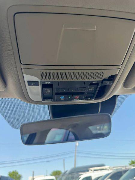 2017 Acura TLX w/Technology Package