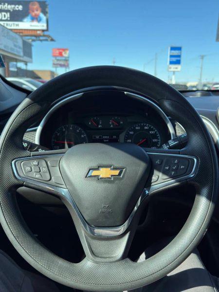 2020 Chevrolet Malibu FWD 1FL