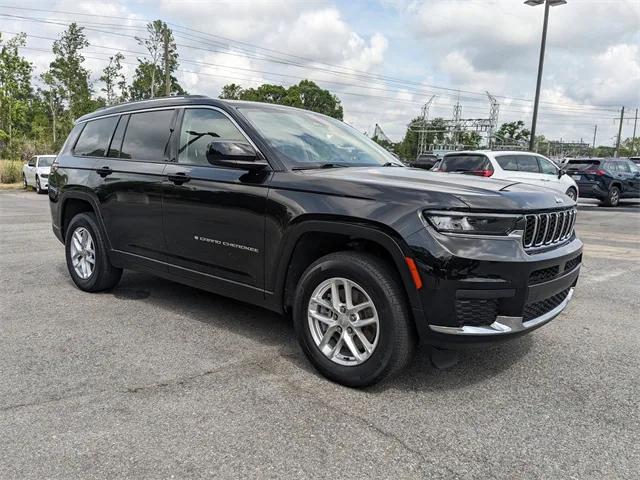 2023 Jeep Grand Cherokee L Laredo 4x4