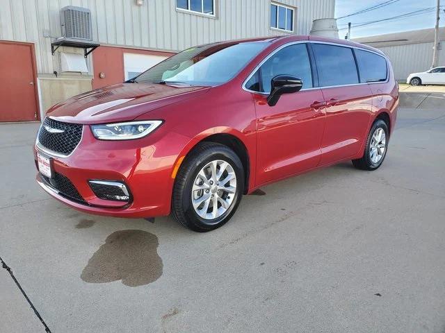 2025 Chrysler Pacifica PACIFICA SELECT AWD