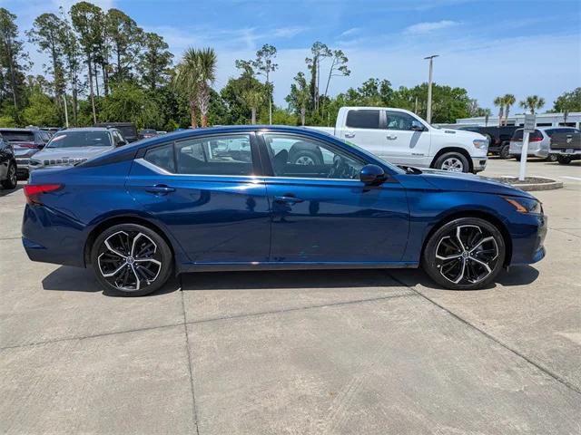 2023 Nissan Altima SR FWD