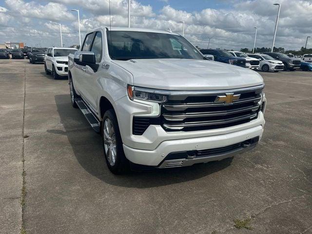 2023 Chevrolet Silverado 1500 4WD Crew Cab Short Bed High Country