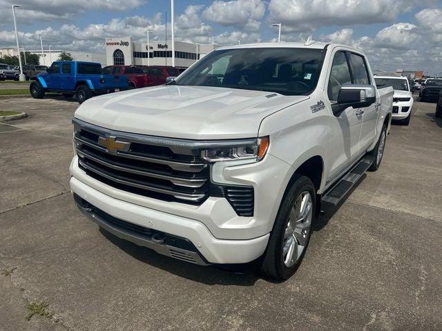 2023 Chevrolet Silverado 1500 4WD Crew Cab Short Bed High Country