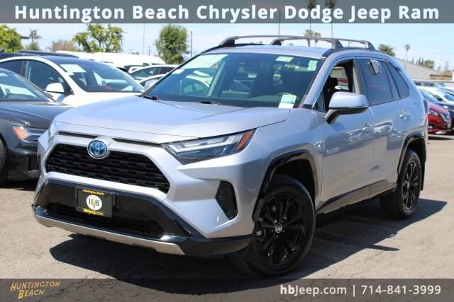 2022 Toyota RAV4 Hybrid SE
