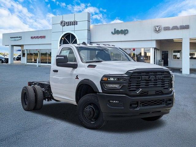 2025 RAM Ram 3500 Chassis Cab RAM 3500 TRADESMAN CHASSIS REGULAR CAB 4X4 60 CA