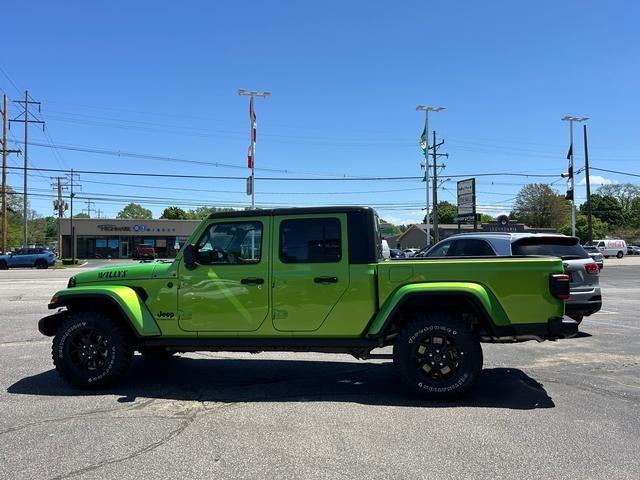 2025 Jeep Gladiator Sport