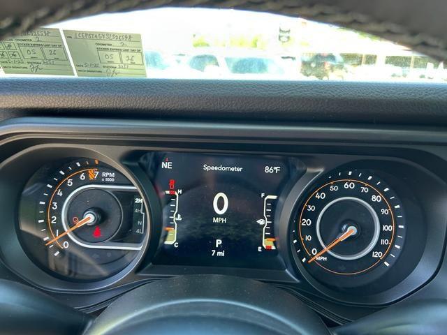 2025 Jeep Gladiator Sport