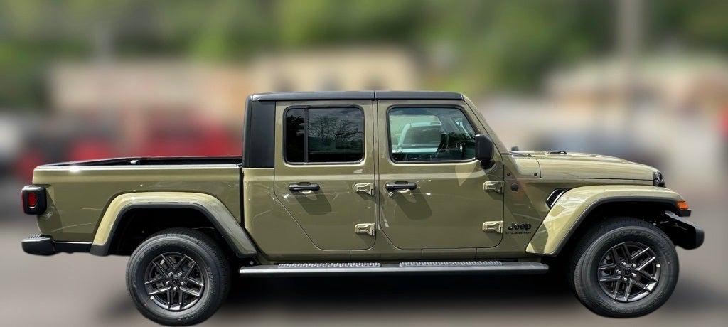 2025 Jeep Gladiator GLADIATOR SPORT S 4X4