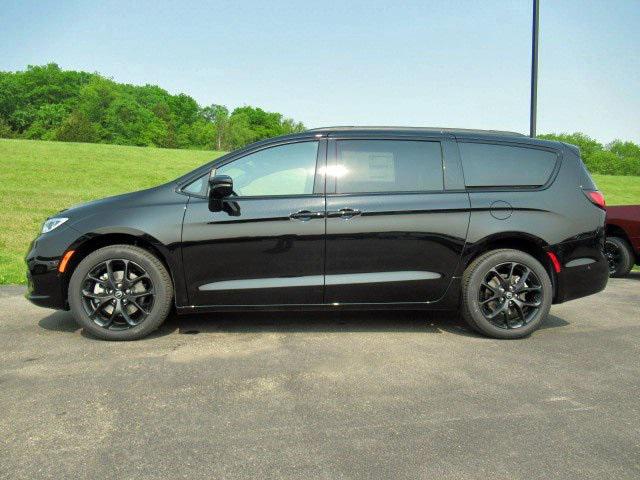 2025 Chrysler Pacifica PACIFICA LIMITED AWD