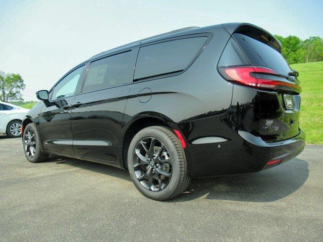2025 Chrysler Pacifica PACIFICA LIMITED AWD