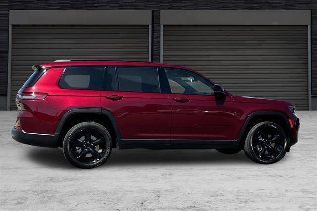 2025 Jeep Grand Cherokee GRAND CHEROKEE L ALTITUDE X 4X4