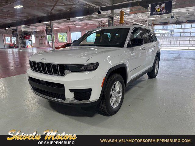 2025 Jeep Grand Cherokee GRAND CHEROKEE L LAREDO X 4X4