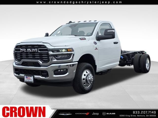 2025 RAM Ram 3500 Chassis Cab RAM 3500 TRADESMAN CHASSIS REGULAR CAB 4X4 84 CA 2025 RAM Ram 3500 Chassis Cab RAM 3500 TRADESMAN CHASSIS REGULAR CAB 4X4 84 CA