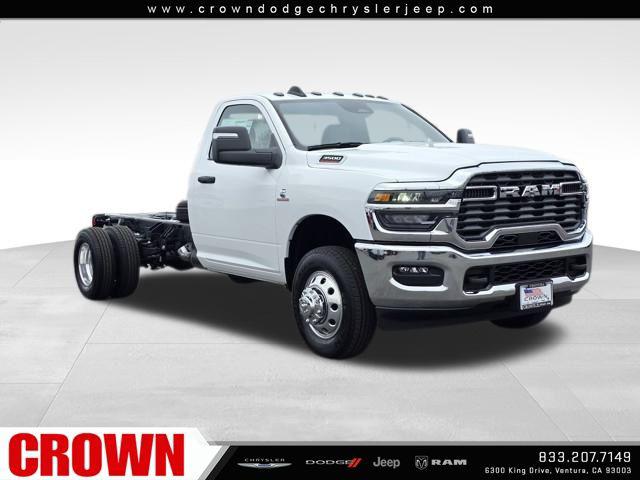 2025 RAM Ram 3500 Chassis Cab RAM 3500 TRADESMAN CHASSIS REGULAR CAB 4X4 84 CA 2025 RAM Ram 3500 Chassis Cab RAM 3500 TRADESMAN CHASSIS REGULAR CAB 4X4 84 CA