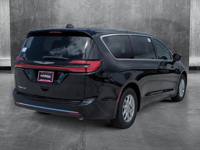 2025 Chrysler Pacifica PACIFICA SELECT