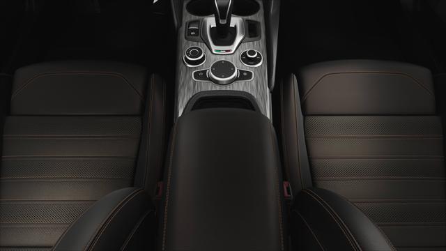 2025 Alfa Romeo Giulia GIULIA INTENSA RWD 2025 Alfa Romeo Giulia GIULIA INTENSA RWD