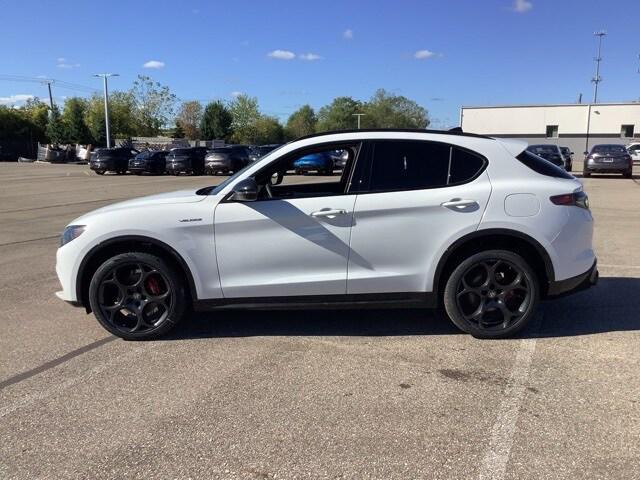 2025 Alfa Romeo Stelvio STELVIO AWD