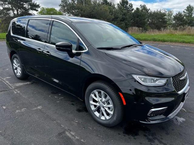 2025 Chrysler Pacifica PACIFICA SELECT AWD