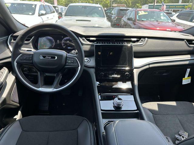 2025 Jeep Grand Cherokee GRAND CHEROKEE L ALTITUDE X 4X4