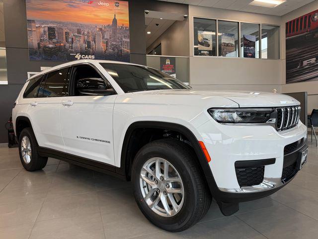 2025 Jeep Grand Cherokee GRAND CHEROKEE L LAREDO X 4X4