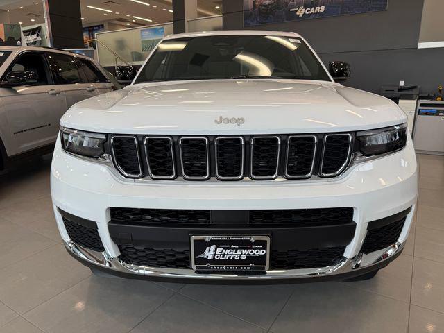 2025 Jeep Grand Cherokee GRAND CHEROKEE L LAREDO X 4X4