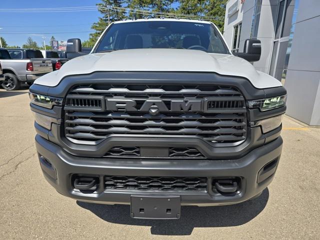 2025 RAM Ram 3500 Chassis Cab RAM 3500 TRADESMAN CHASSIS REGULAR CAB 4X4 84 CA