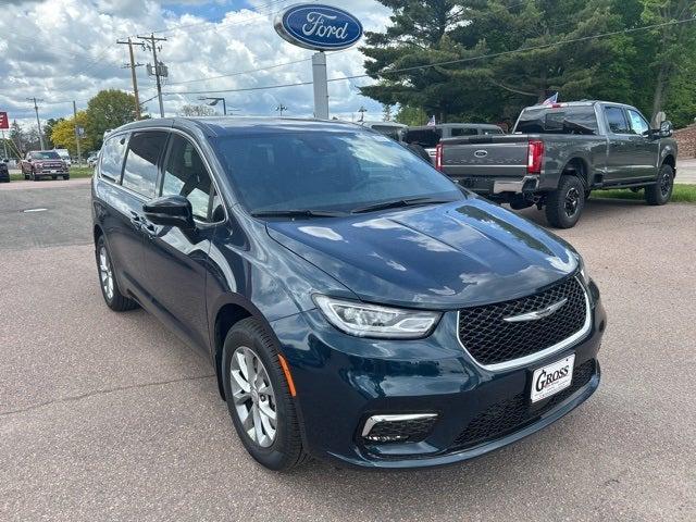 2025 Chrysler Pacifica PACIFICA SELECT AWD