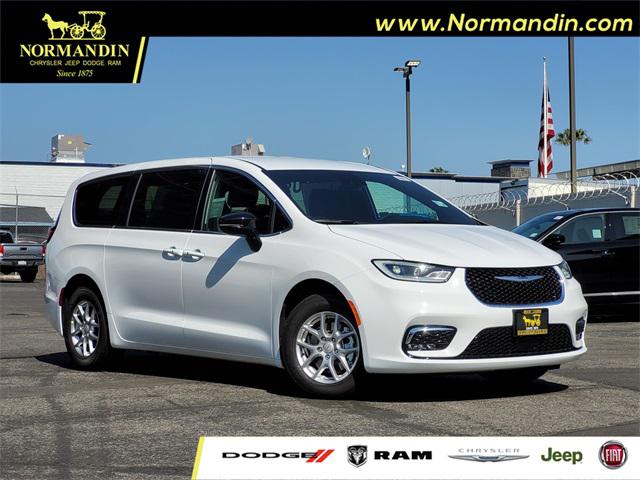 2025 Chrysler Pacifica PACIFICA SELECT