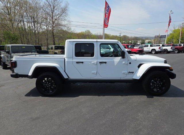 2025 Jeep Gladiator GLADIATOR NIGHTHAWK 4X4