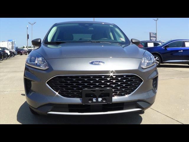 2022 Ford Escape SE Hybrid