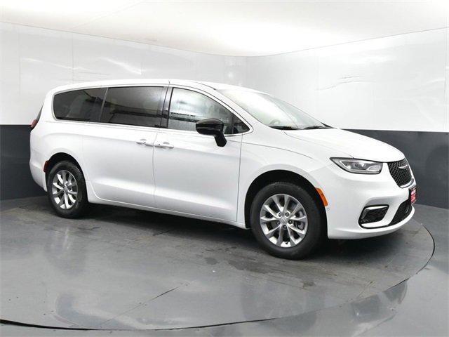 2025 Chrysler Pacifica PACIFICA SELECT AWD