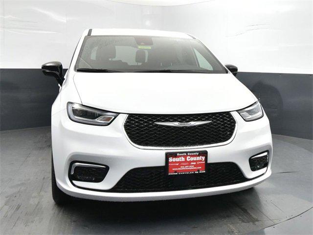 2025 Chrysler Pacifica PACIFICA SELECT AWD