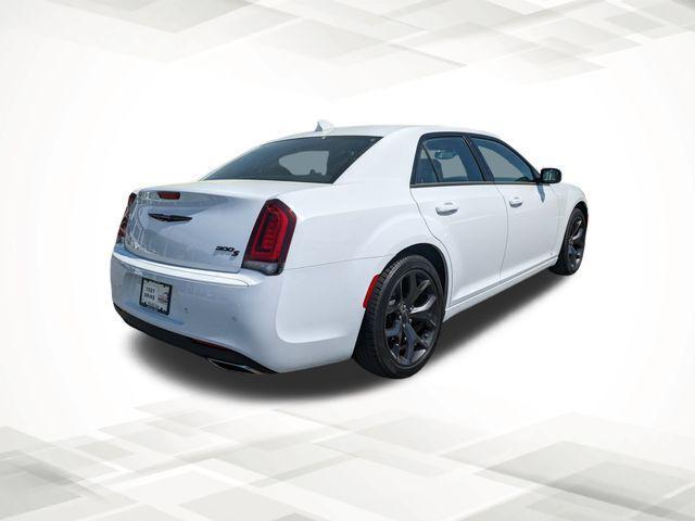 2023 Chrysler 300 300S