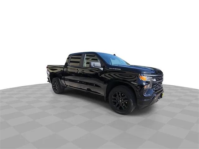 2024 Chevrolet Silverado 1500 2WD Crew Cab Short Bed Custom