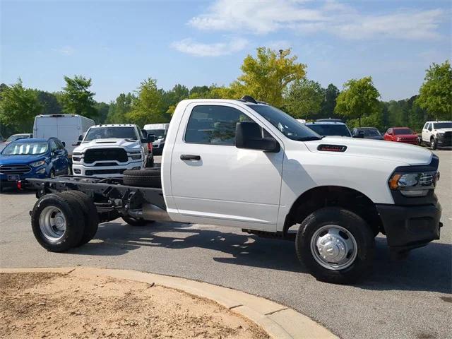 2024 RAM Ram 3500 Chassis Cab RAM 3500 TRADESMAN CHASSIS REGULAR CAB 4X2 60 CA