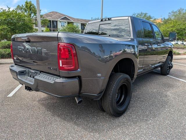 2025 RAM Ram 3500 RAM 3500 LARAMIE MEGA CAB 4X4 64 BOX