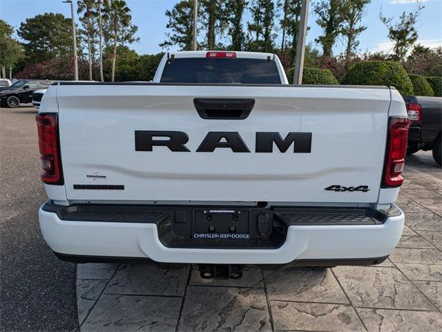 2025 RAM Ram 3500 RAM 3500 BIG HORN CREW CAB 4X4 8 BOX