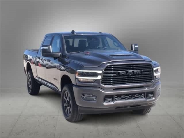 2024 RAM 2500 Laramie Crew Cab 4x4 64 Box