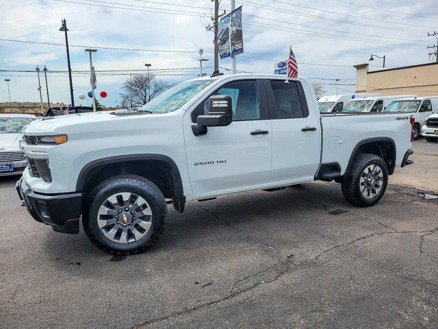 2024 Chevrolet Silverado 2500HD 4WD Double Cab Standard Bed Custom