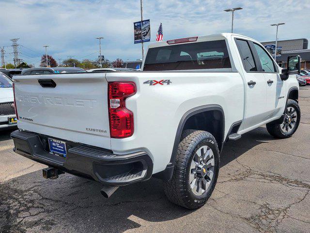 2024 Chevrolet Silverado 2500HD 4WD Double Cab Standard Bed Custom