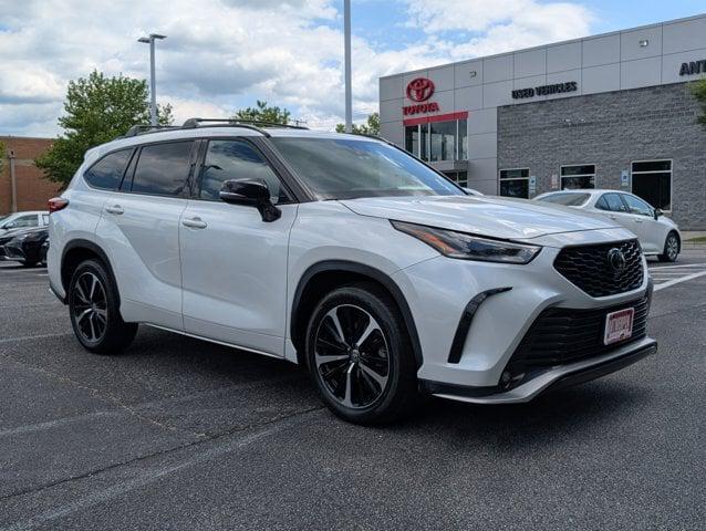 2022 Toyota Highlander XSE