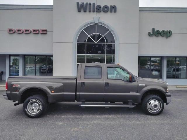 2005 Ford F-350 Lariat