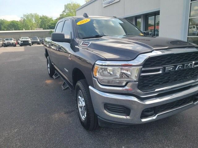 2021 RAM 2500 Tradesman Crew Cab 4x4 64 Box