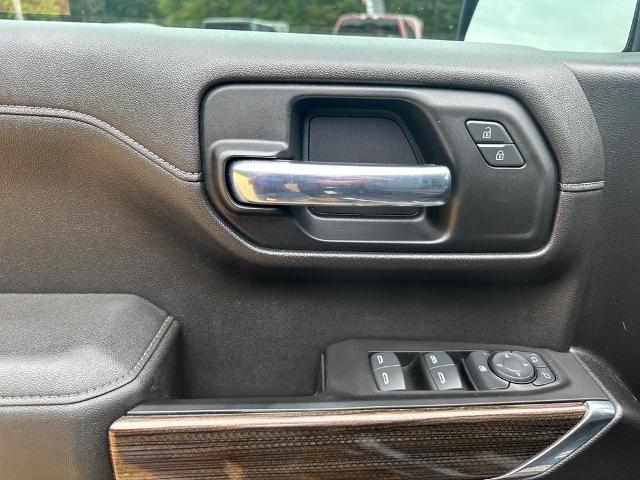 2022 Chevrolet Silverado 1500 4WD Crew Cab Short Bed RST
