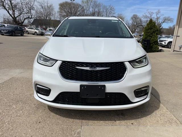 2022 Chrysler Pacifica Limited AWD