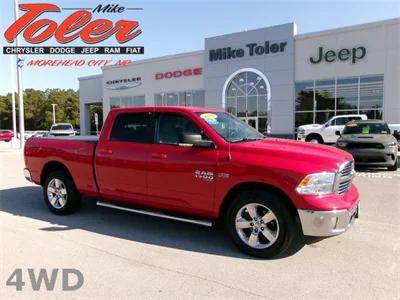 2019 RAM 1500 Classic Big Horn Crew Cab 4x4 64 Box