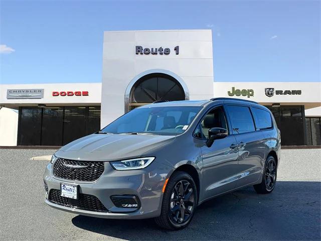 2025 Chrysler Pacifica PACIFICA LIMITED AWD