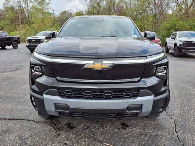 2025 Chevrolet Silverado EV LT