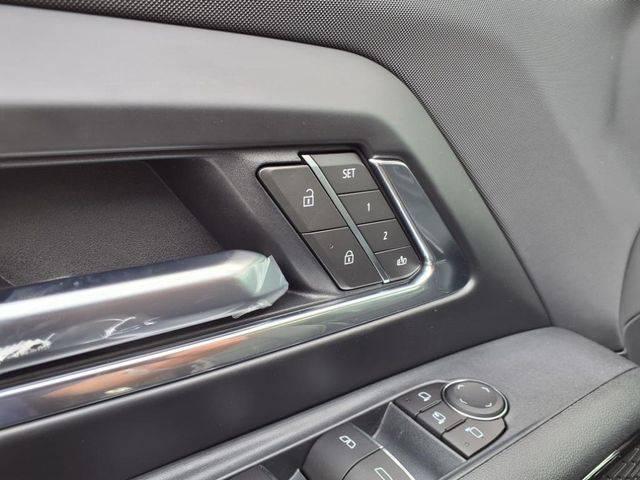 2025 Chevrolet Silverado EV LT